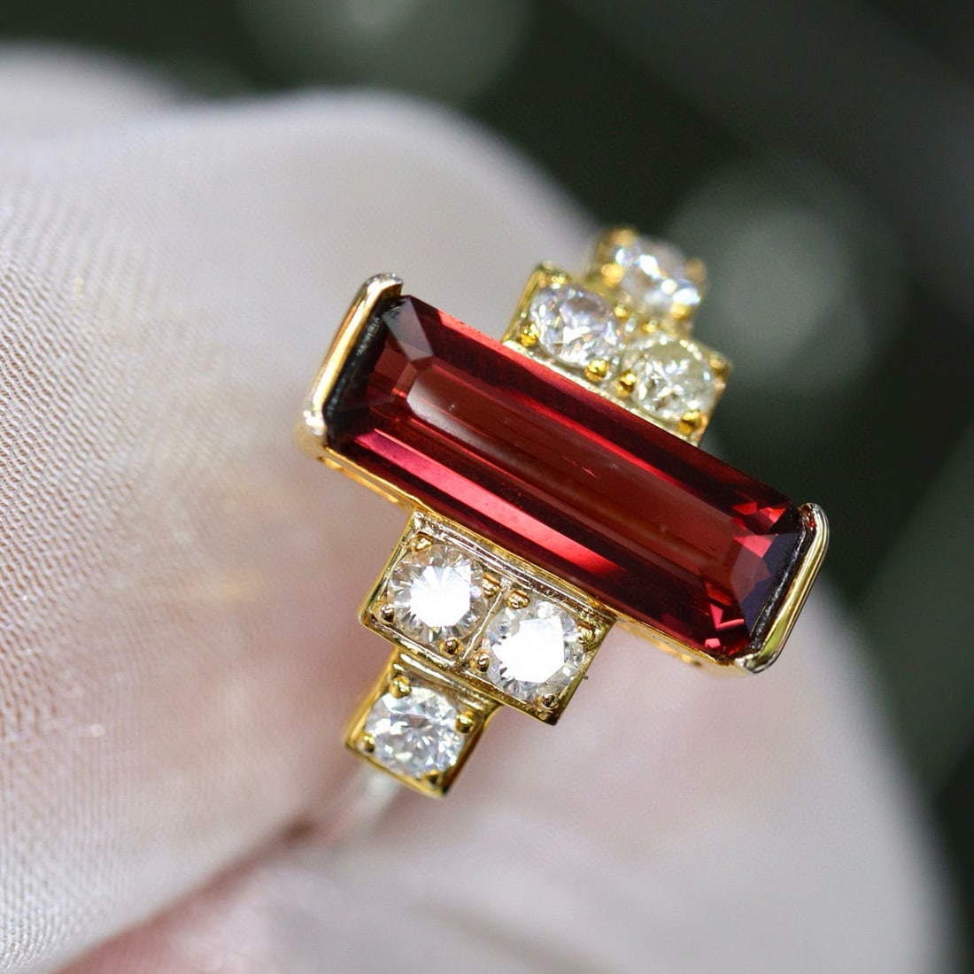 14k Gold 2.15 Ctw Natural Spinel & Diamond Ring - 2