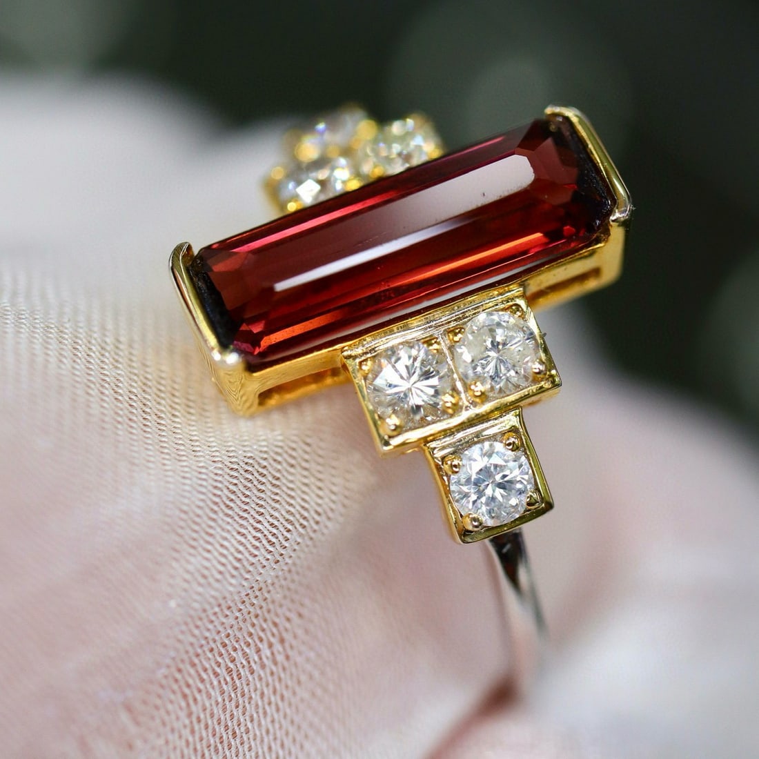 14k Gold 2.15 Ctw Natural Spinel & Diamond Ring - 4