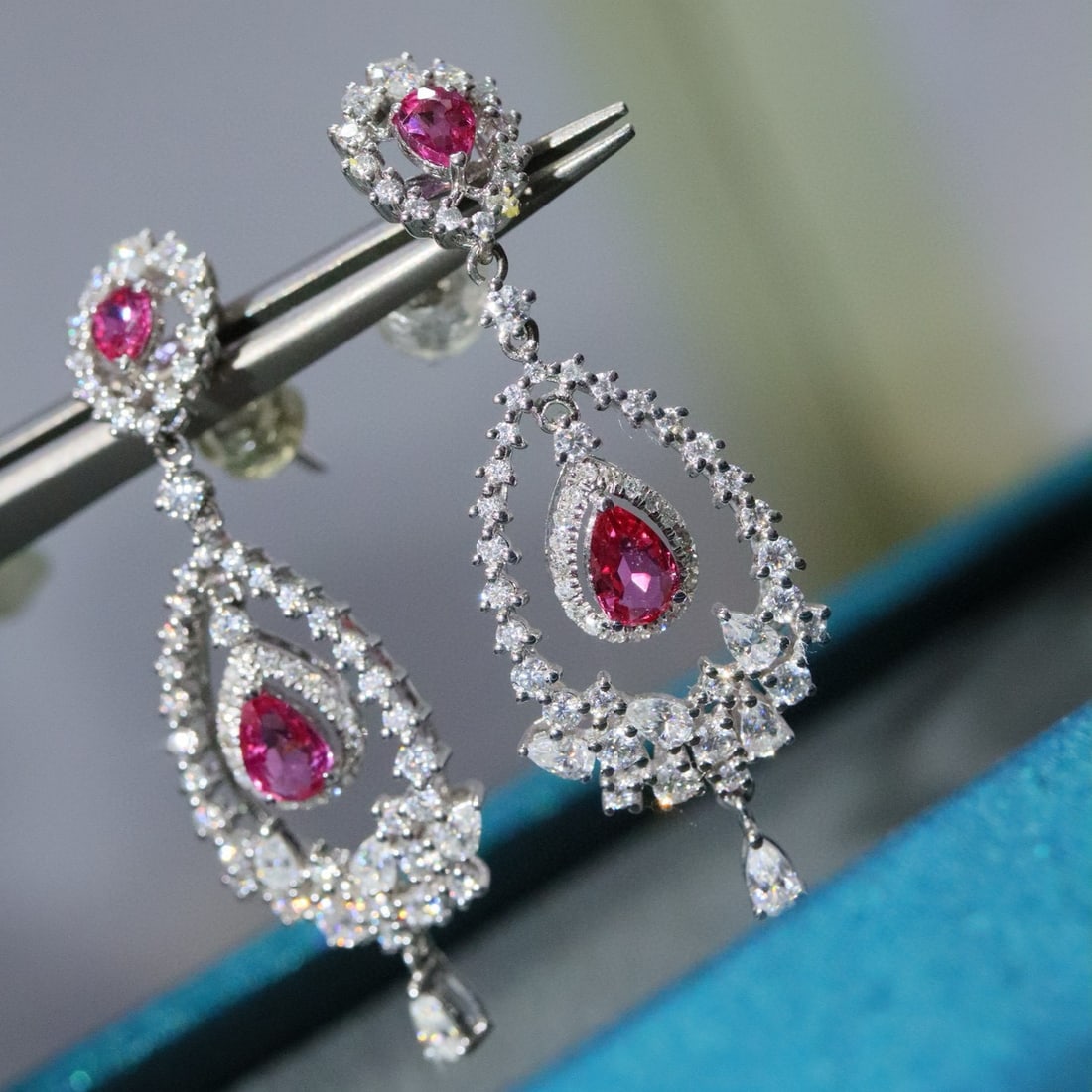 14k Gold 1.54 Ctw Natural Ruby & Diamond Earrings - 8