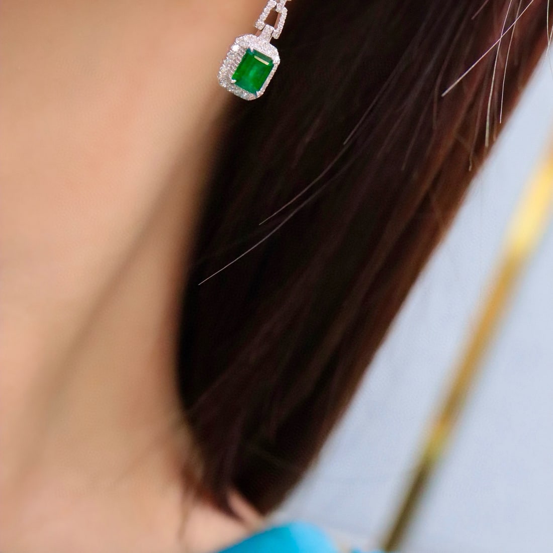 14k Gold 1.63 Ctw Natural Emerald & Diamond Earrings - 2