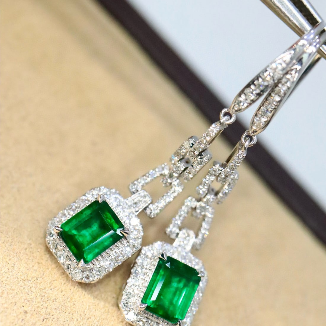 14k Gold 1.63 Ctw Natural Emerald & Diamond Earrings - 5