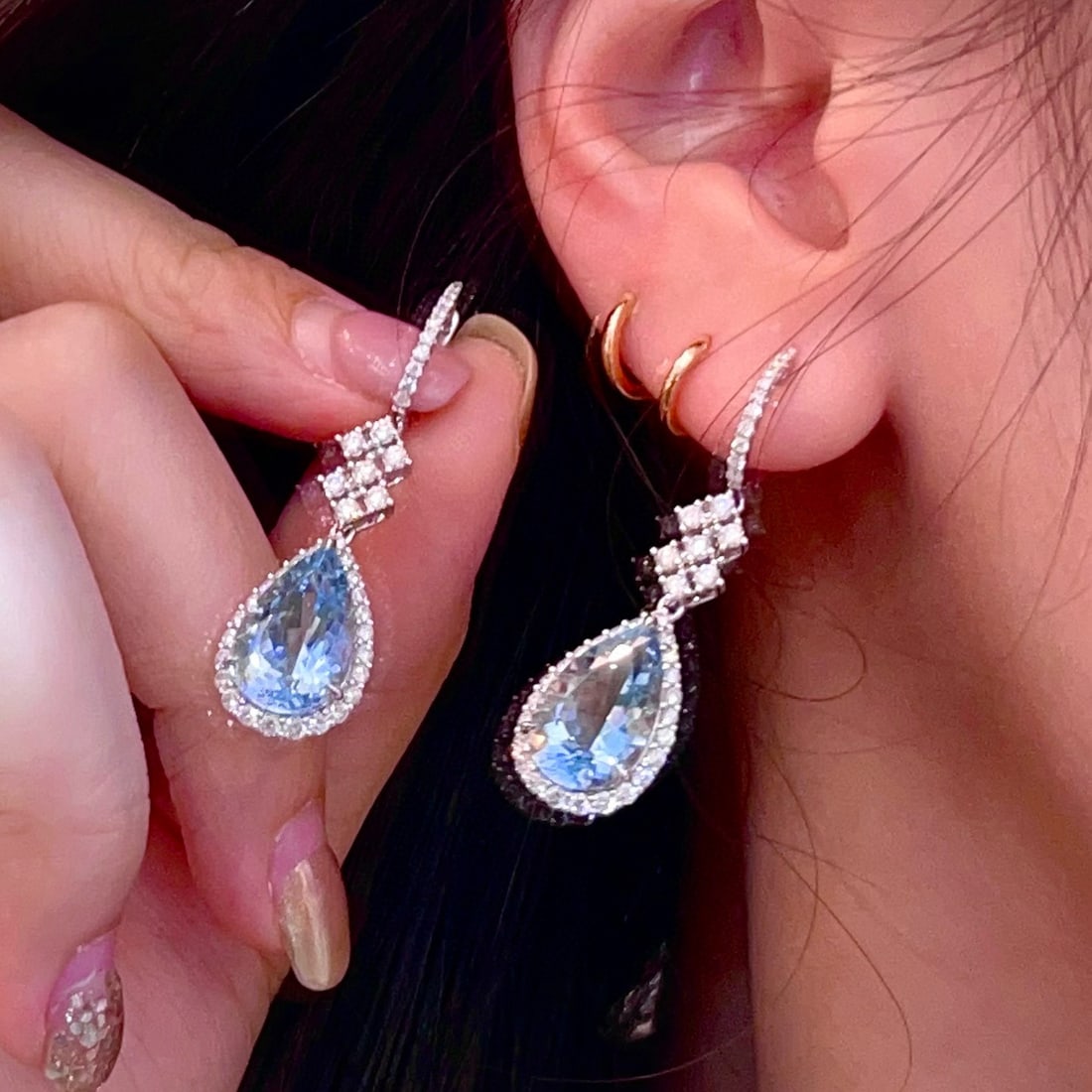 14k Gold 10.4 Ctw Natural Aquamarine & Diamond Earrings - 4