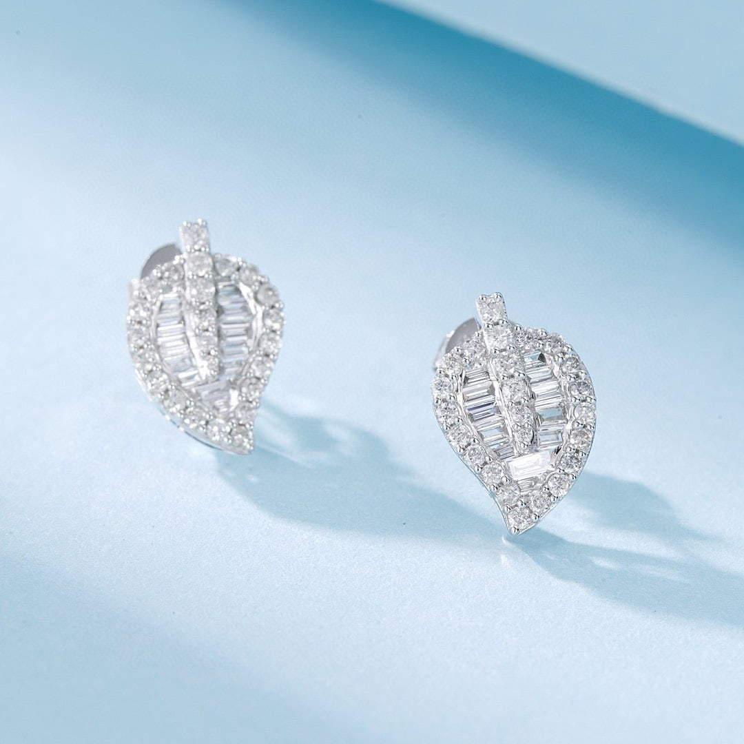 14k Gold 0.47 Ctw Natural H Diamond Earrings: Ref:230987127 // gold content:14k gold // main gemstone:diamond // shape:baguette // carat weight:0. 11ct // clarity grade:vs-si // color:h // treatment:natural // cut grade:g // // adjacent gemstone