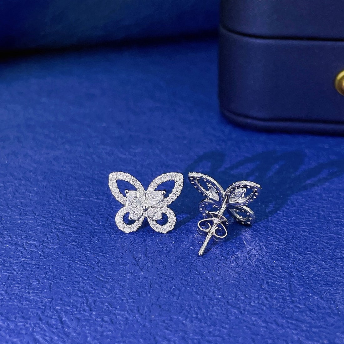 14k Gold 0.78 Ct Natural H Diamond Earrings - 2
