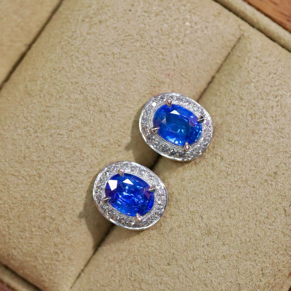 14k Gold 1.91 Ctw Natural Sapphire & Diamond Earrings - 3