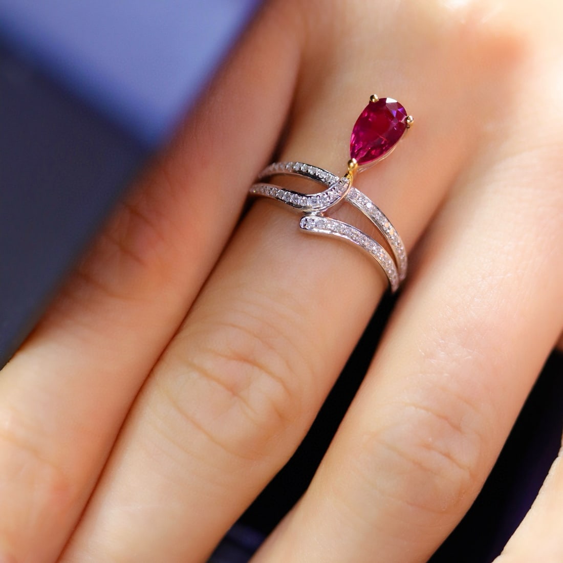 14k Gold 1.69 Ctw Natural Ruby & Diamond Ring - 5