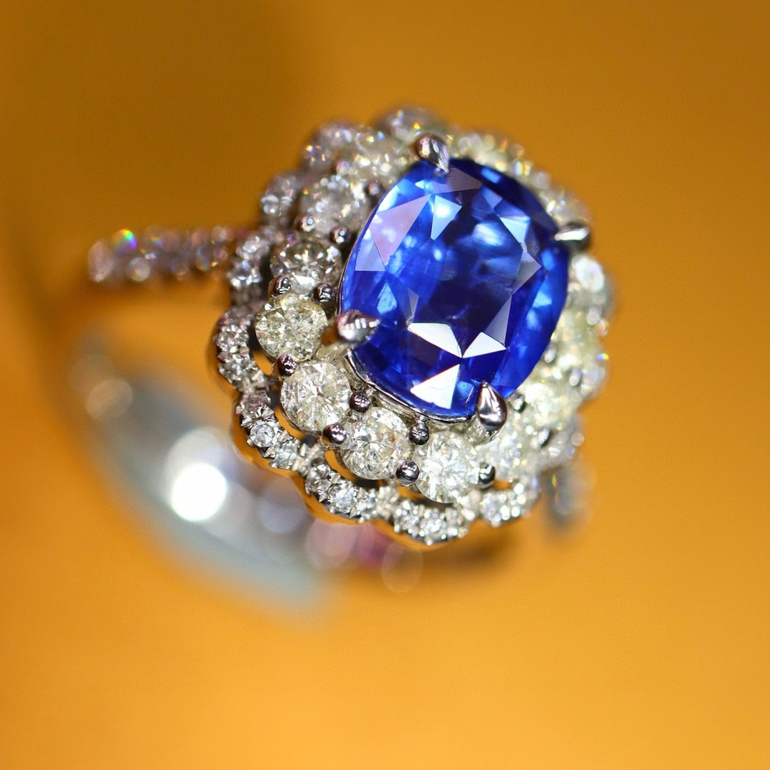 14k Gold 2.95 Ctw Natural Sapphire & Diamond Ring - 3
