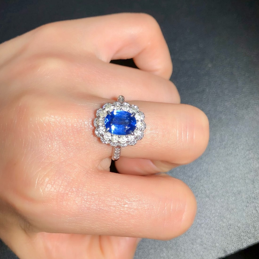 14k Gold 2.95 Ctw Natural Sapphire & Diamond Ring - 6