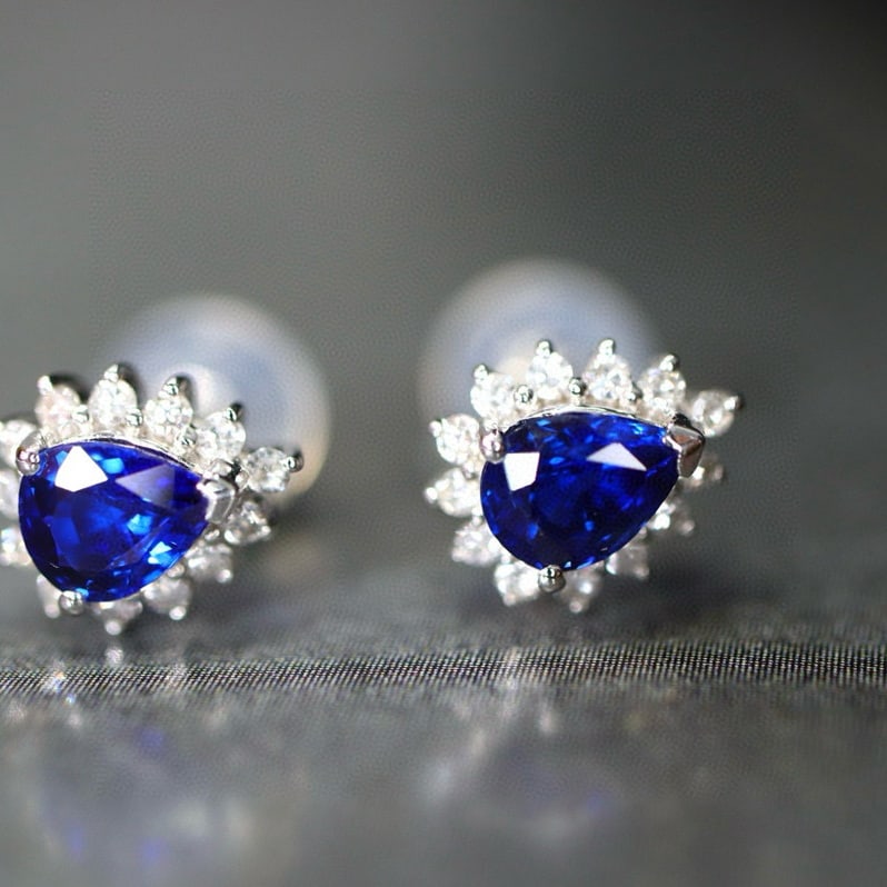 14k Gold 0.87 Ctw Natural Sapphire & Diamond Earrings - 6