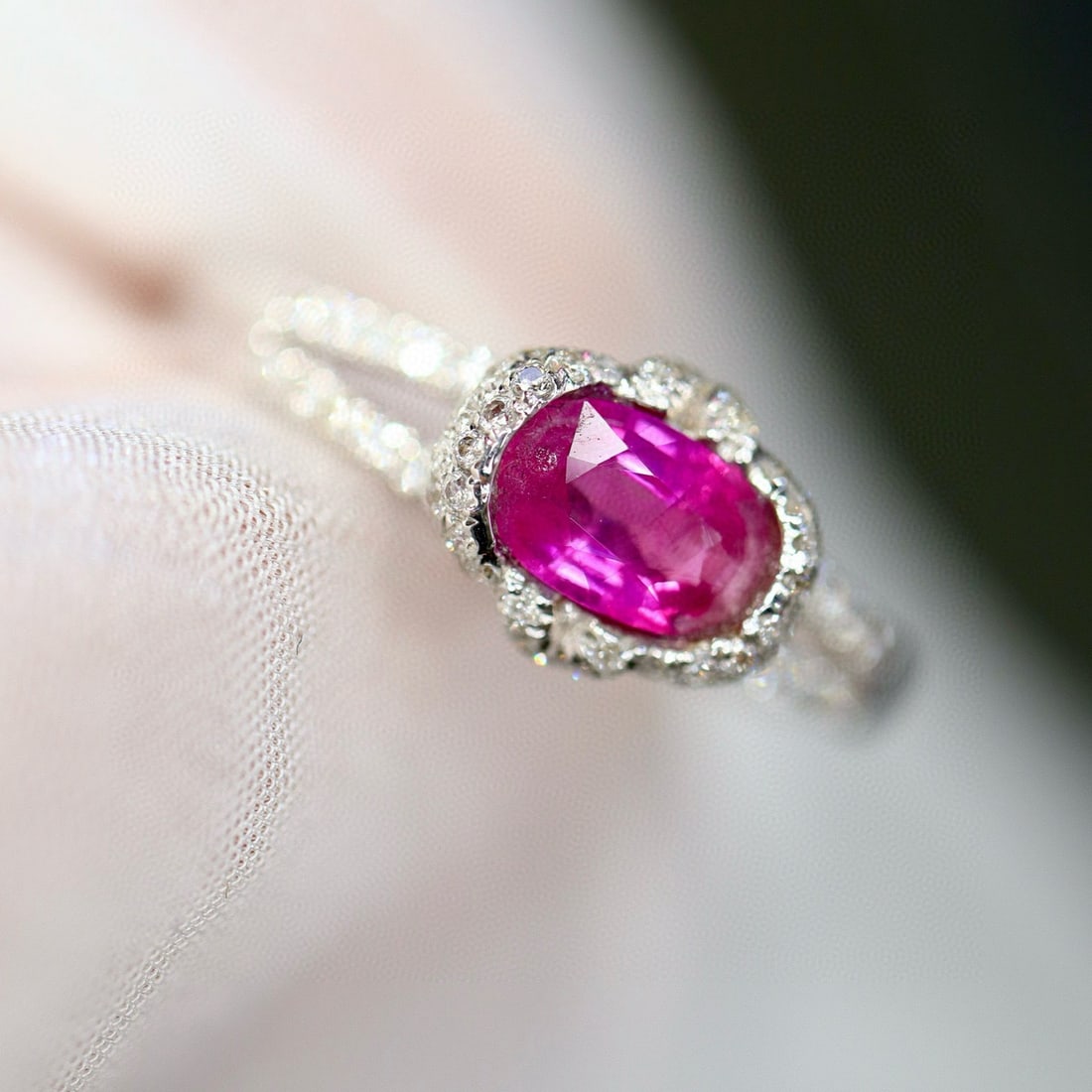 14k Gold 1.07 Ctw Natural Ruby & Diamond Ring - 6