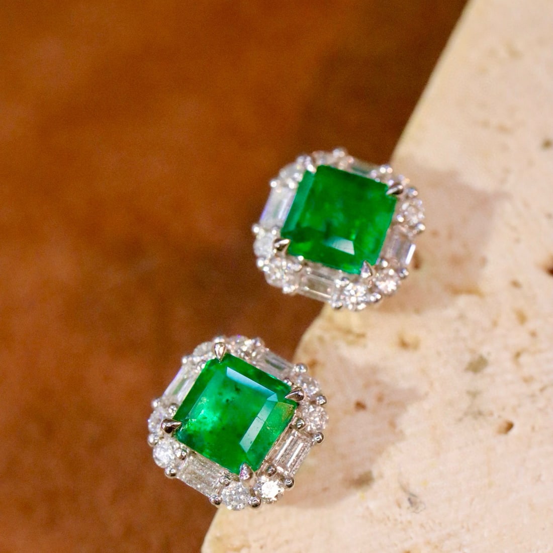 14k Gold 1.59 Ctw Natural Emerald & Diamond Earrings - 3