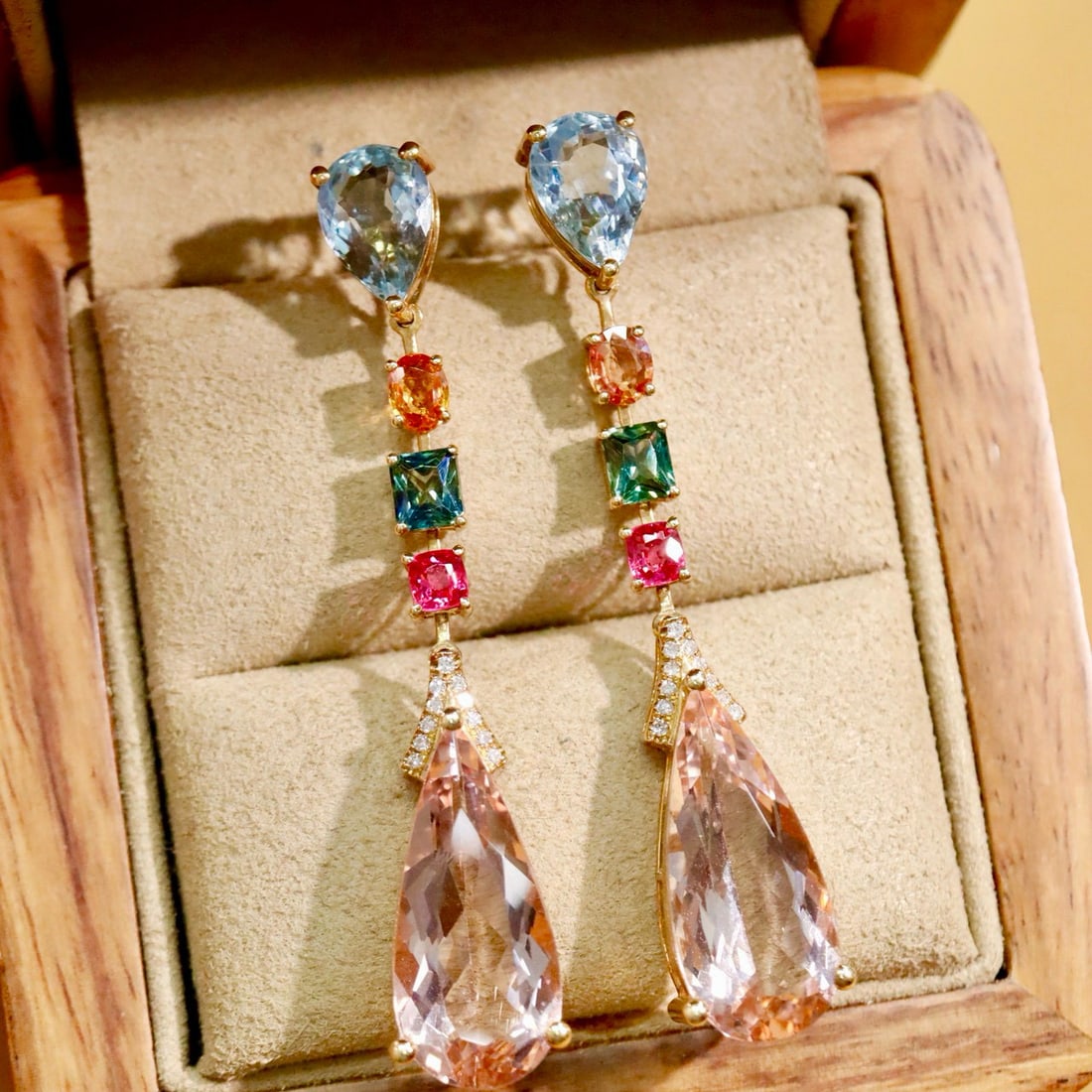 14k Gold 15.18 Ctw Natural Morganite & Sapphire Earrings: Ref:230987147 // gold content:14k gold // main gemstone:morganite // shape:pear // carat weight:10. 33ct // clarity grade:vs-si // color:pink // treatment:natural // cut grade:g // // adjacent gemston