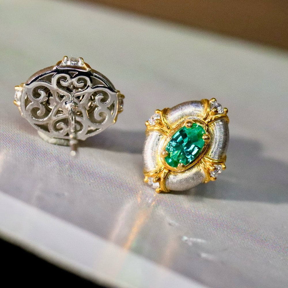 14k Gold 0.58 Ctw Natural Emerald & Diamond Earrings - 2