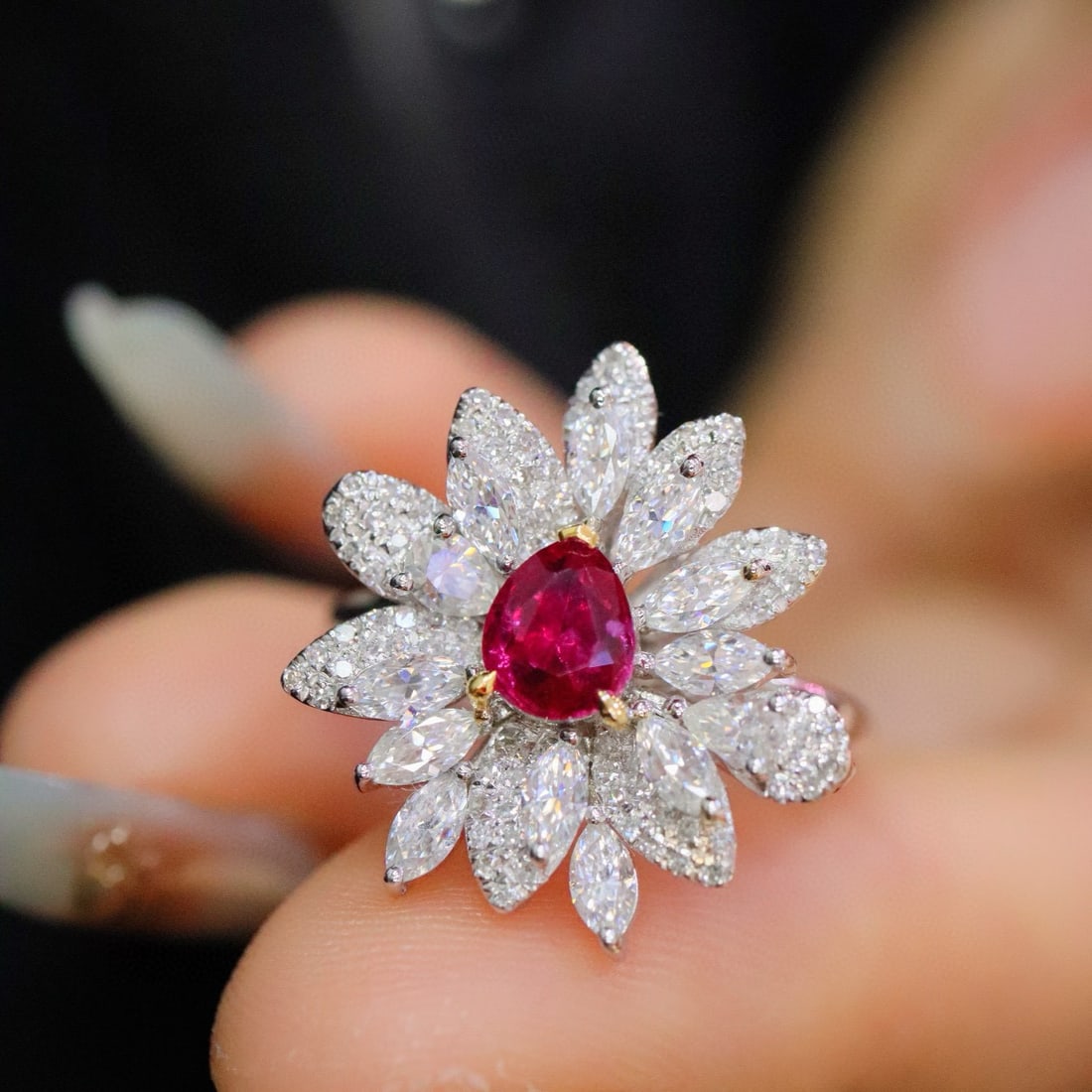 14k Gold 0.79 Ctw Natural Ruby & Diamond Ring - 3