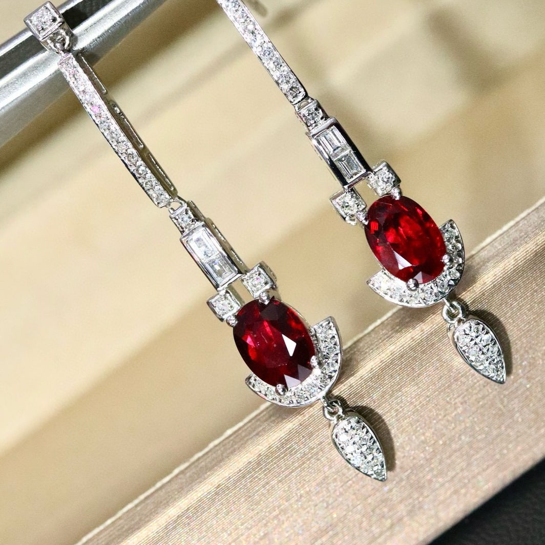 14k Gold 1.99 Ctw Natural Ruby & Diamond Earrings: Ref:230987160 // gold content:14k gold // main gemstone:ruby // shape:oval // carat weight:1. 6ct // clarity grade:vs-si // color:red // treatment:natural // cut grade:g // // adjacent gemstone 2 : di