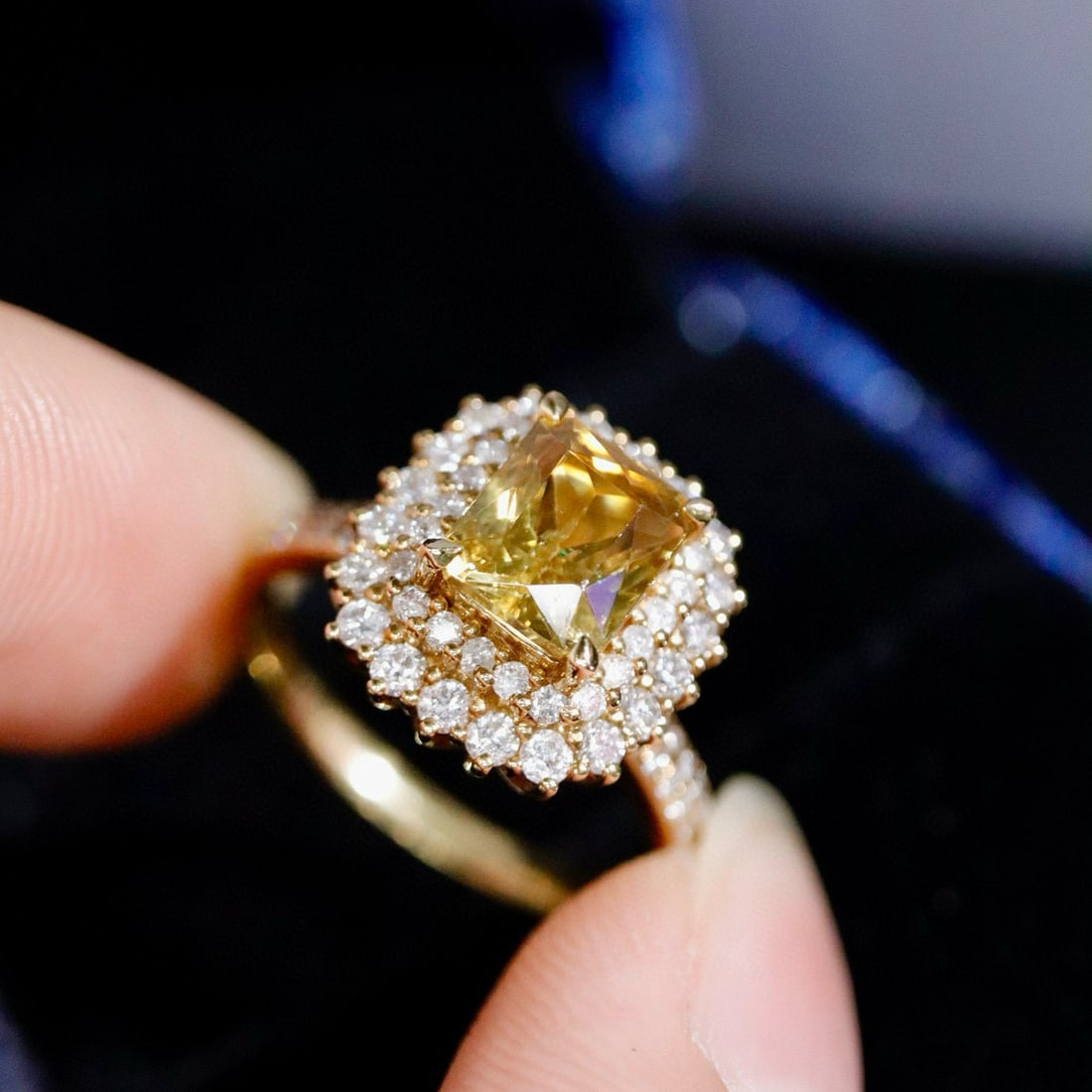 14k Gold 3.15 Ctw Natural Sapphire & Diamond Ring - 4