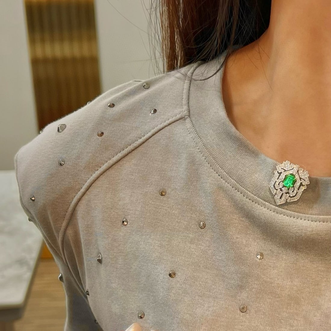 14k Gold 0.48 Ct Natural Emerald & Diamond Brooch - 5