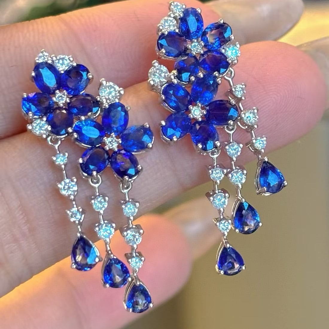 14k Gold 5.5 Ct Natural Sapphire & Diamond Earrings - 2