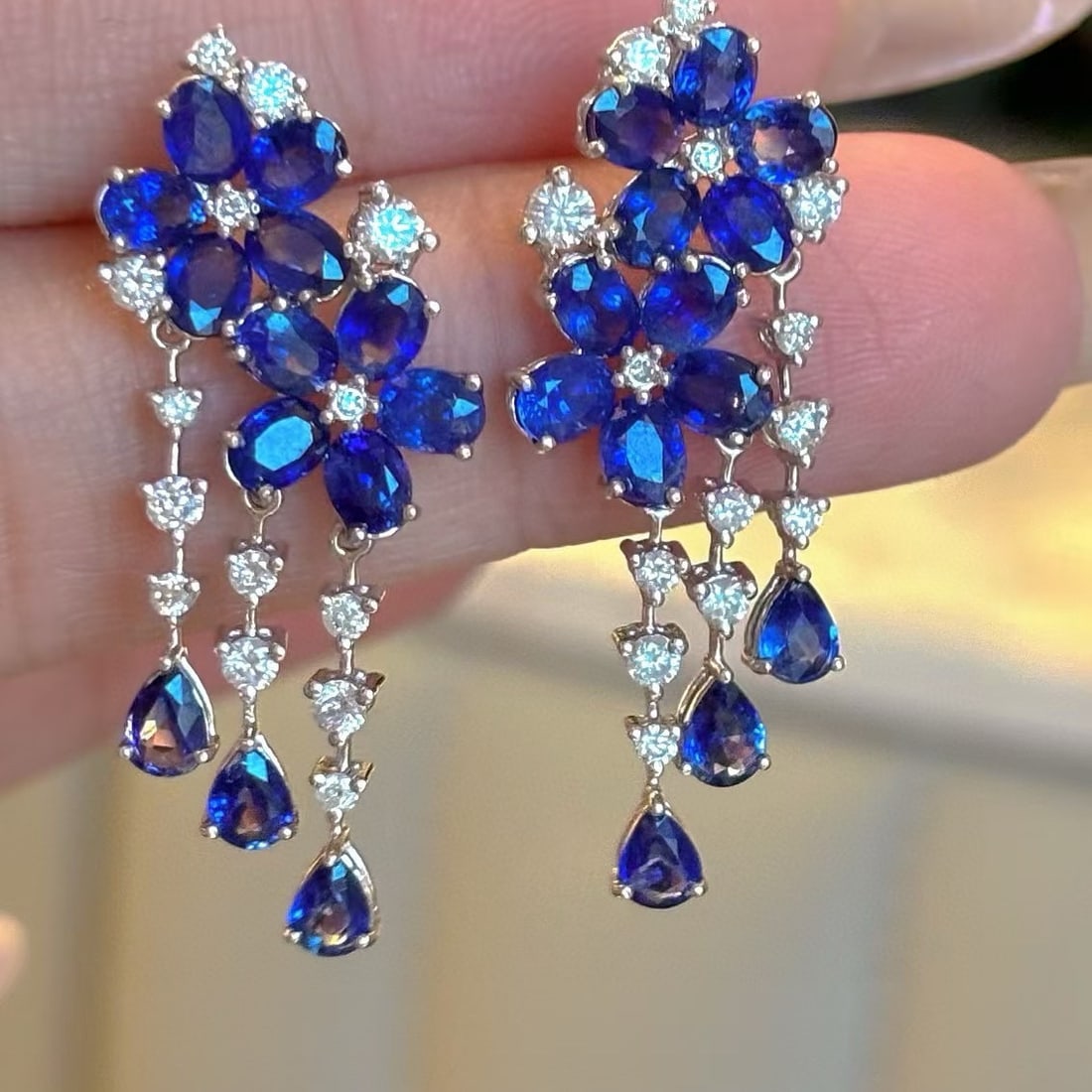 14k Gold 5.5 Ct Natural Sapphire & Diamond Earrings - 4