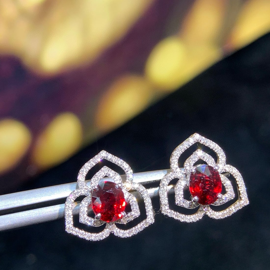14k Gold 0.96 Ct Natural Ruby & Diamond Earrings - 3
