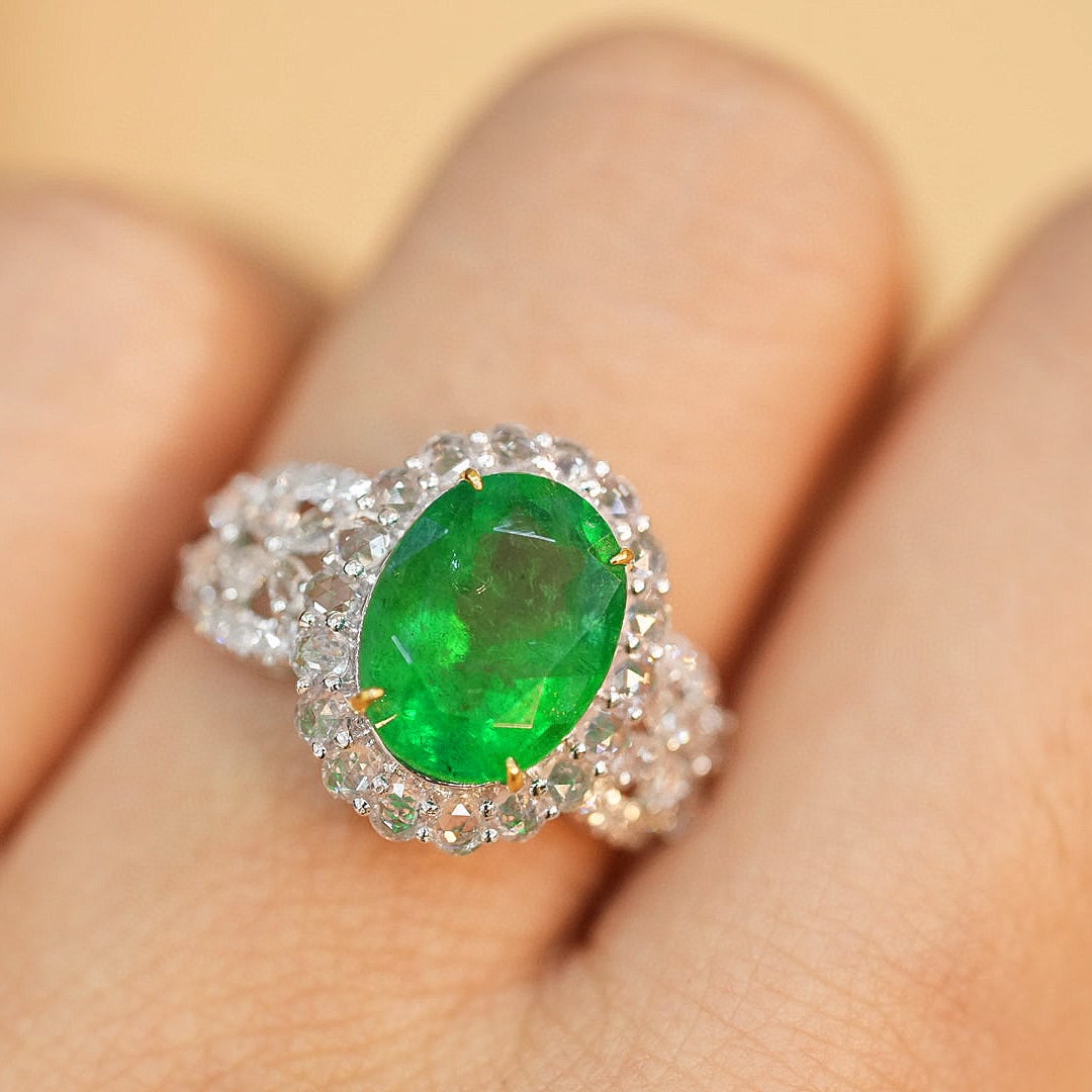 14k Gold 3.4 Ct Natural Emerald & Diamond Ring - 5