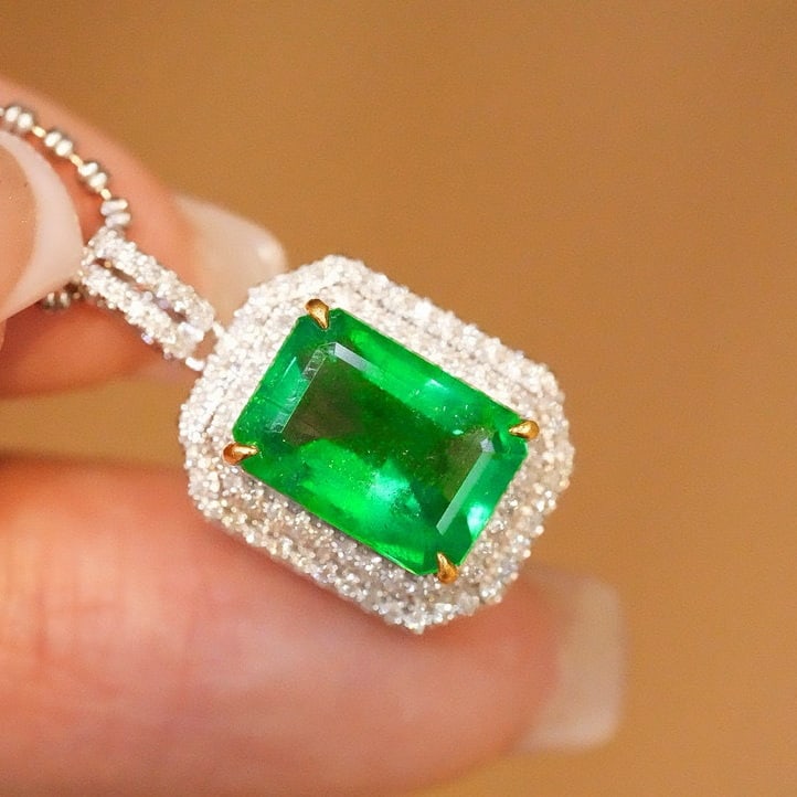 14k Gold 3.45 Ct Natural Emerald & Diamond Pendant( Without Chain ) - 3