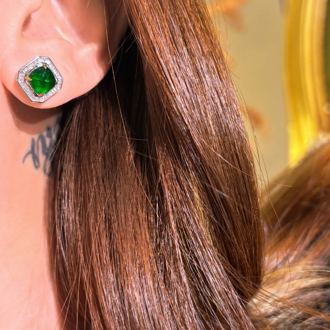14k Gold 2.70 Ct Natural Emerald & Diamond Earrings - 5