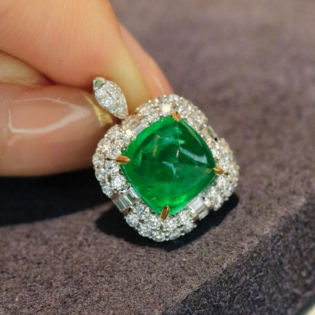 14k Gold 2.82 Ctw Natural Emerald & Diamond Ring - 2
