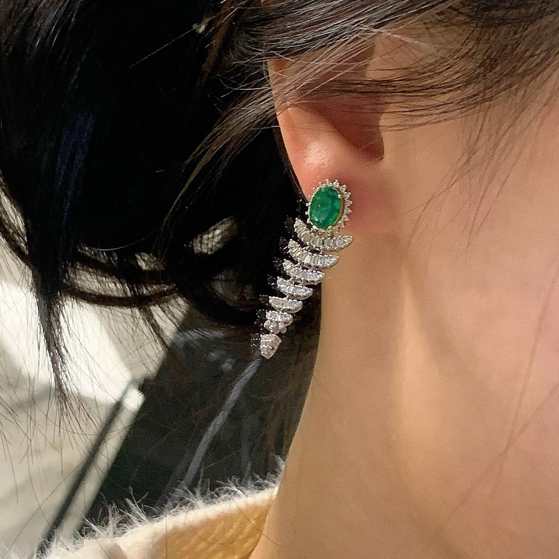 14k Gold 2.30 Ct Natural Emerald & Diamond Earrings - 5