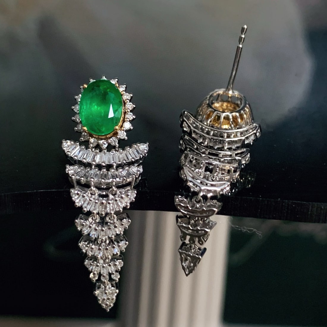 14k Gold 2.30 Ct Natural Emerald & Diamond Earrings - 7