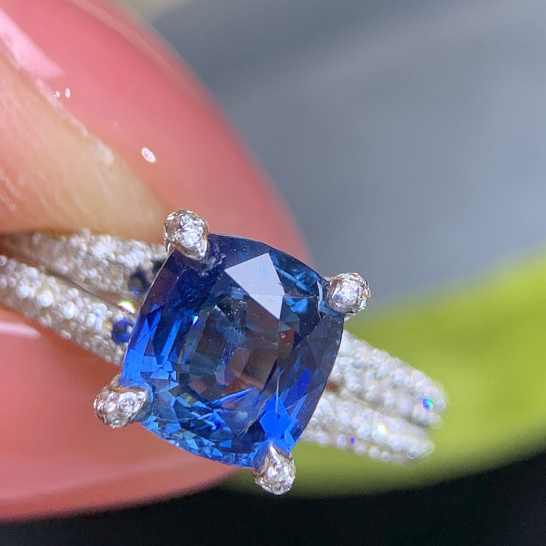 14k Gold 2.80 Ctw Natural Sapphire & Diamond Ring - 2