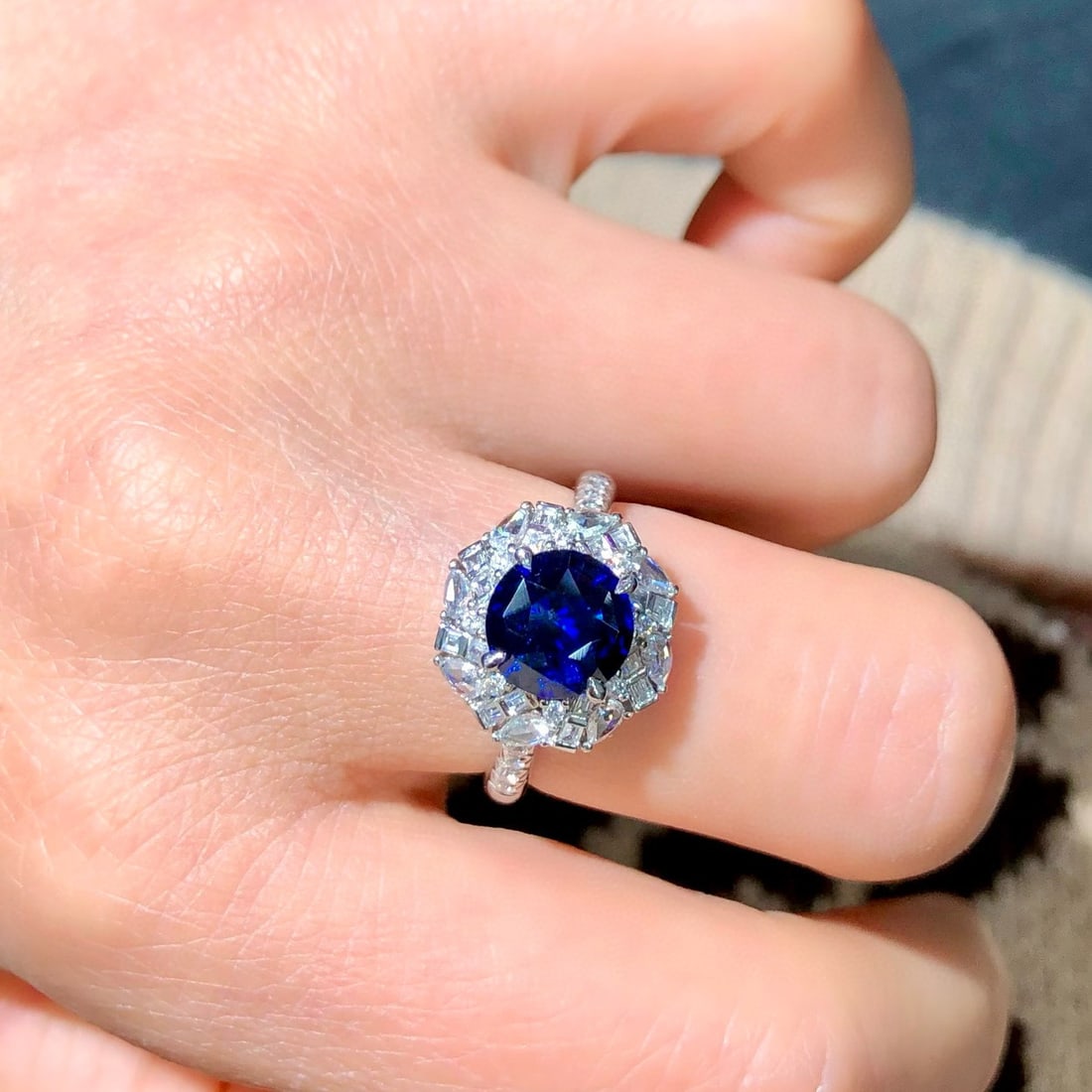 14k Gold 2.85 Ctw Natural Sapphire & Diamond Ring - 4