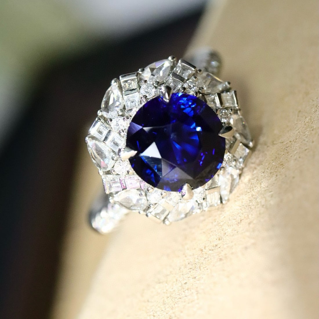 14k Gold 2.85 Ctw Natural Sapphire & Diamond Ring - 5
