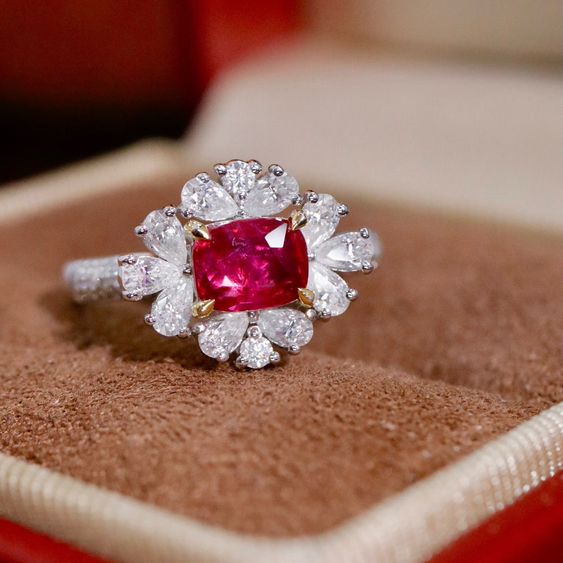14k Gold 1.12 Ctw Natural Ruby & Diamond Ring: Ref:230987233 // gold content:14k gold // ring size:7. 25us // // main gemstone:ruby // shape:cushion // carat weight:1. 02ct // color:red // treatment:natural // cut grade:g // // adjacent gemstone 2