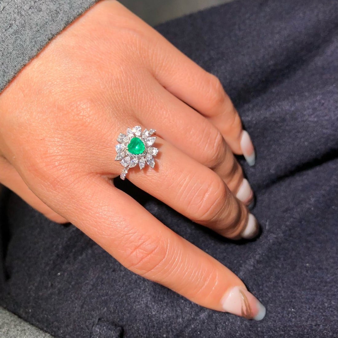 14k Gold 1.58 Ctw Natural Emerald & Diamond Ring - 6