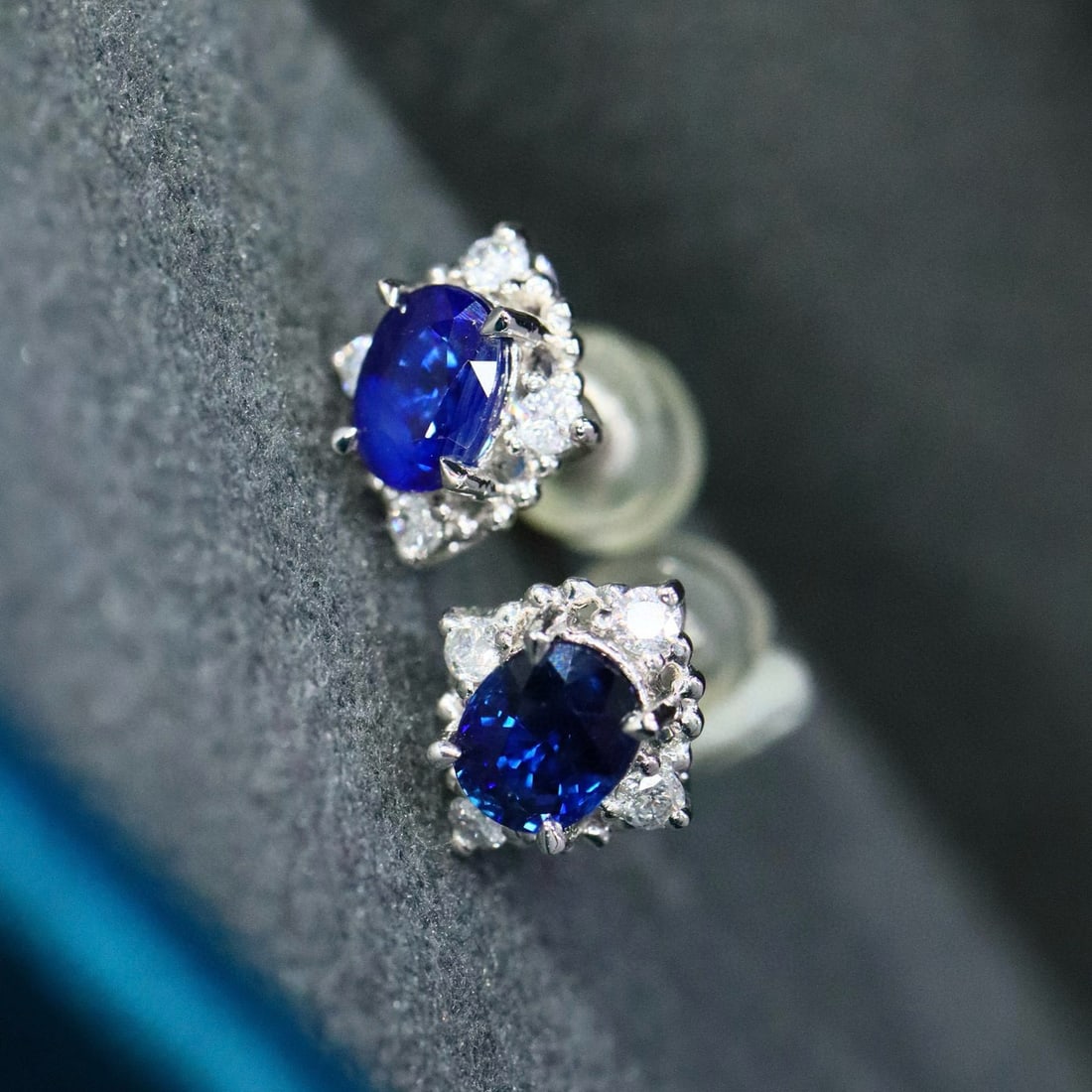 14k Gold 1.11 Ctw Natural Sapphire & Diamond Earrings - 2
