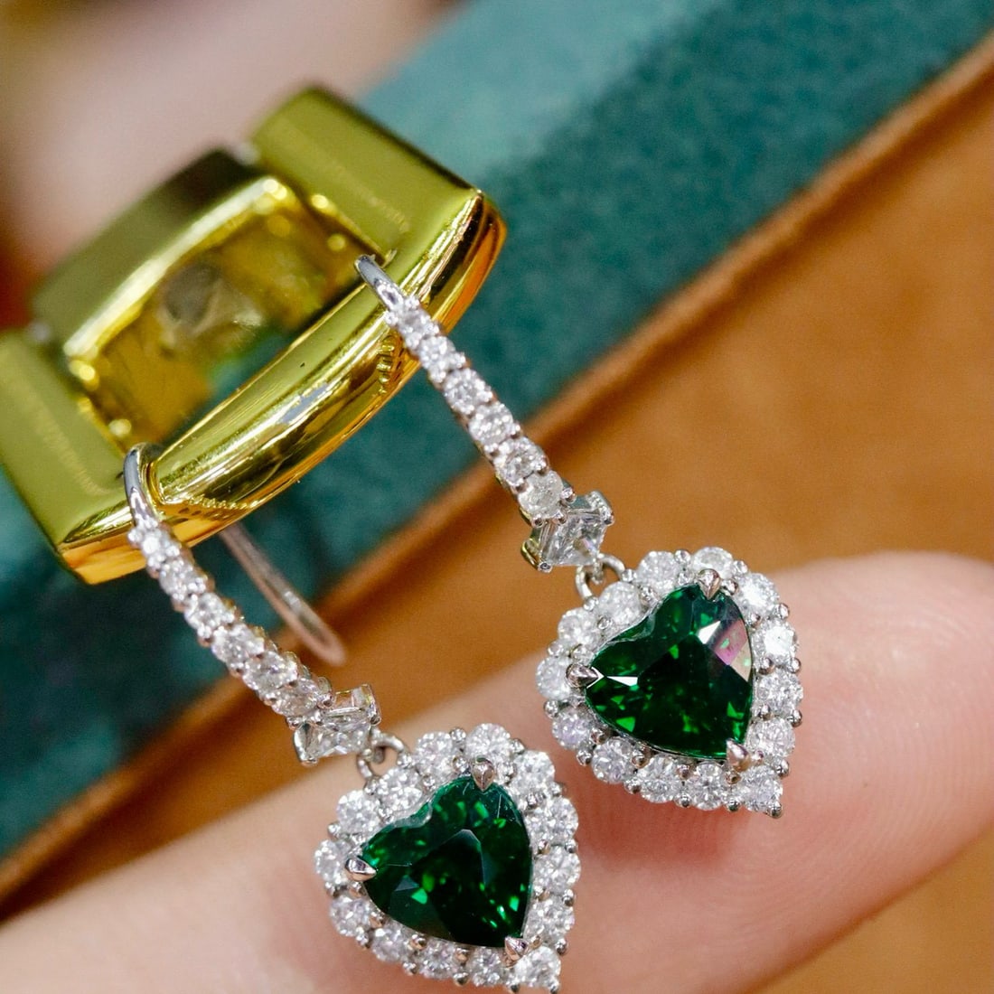 14k Gold 3.10 Ctw Natural Tsavorite & Diamond Earrings - 4