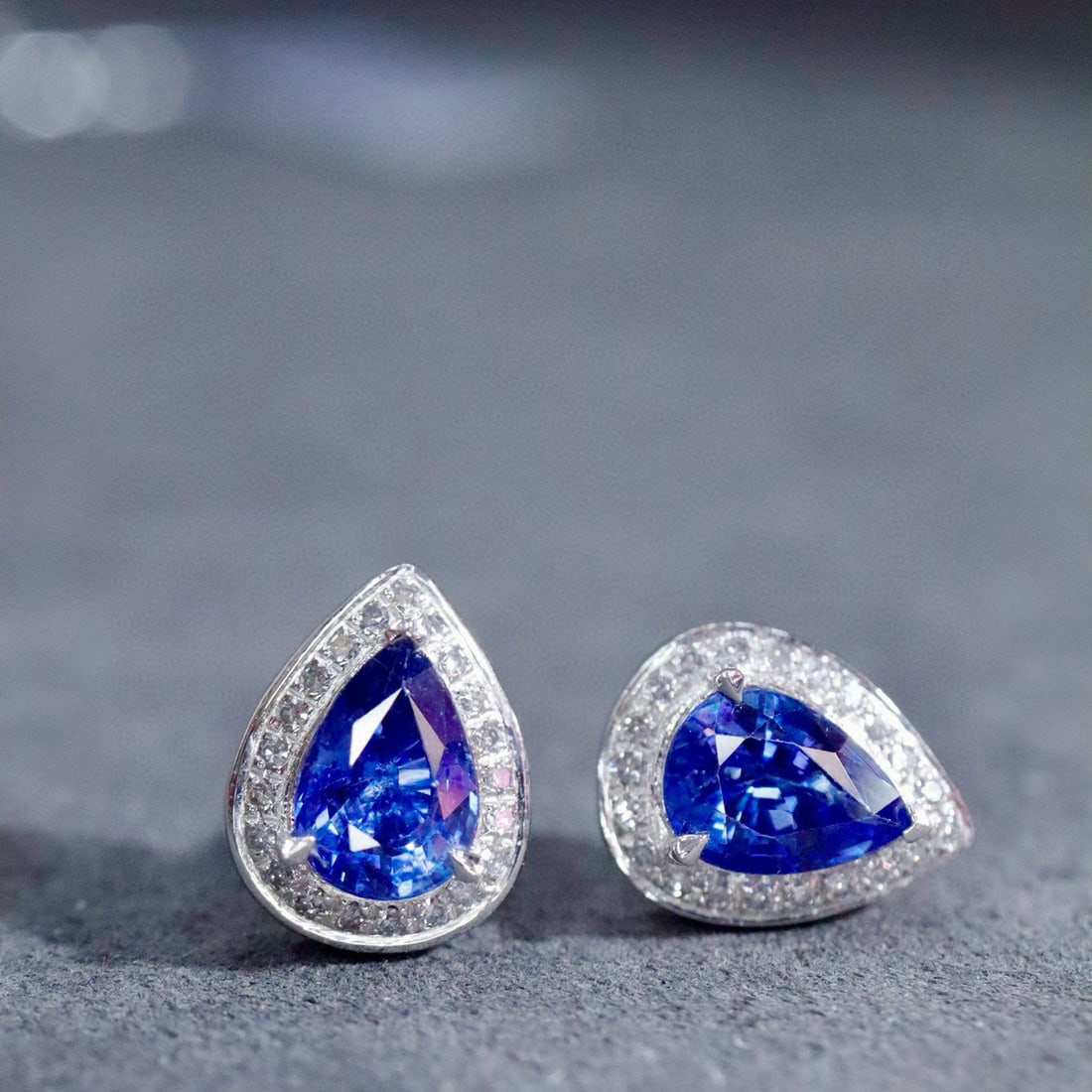 14k Gold 2.16 Ctw Natural Sapphire & Diamond Earrings - 2