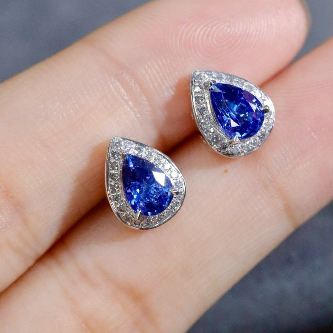 14k Gold 2.16 Ctw Natural Sapphire & Diamond Earrings - 4