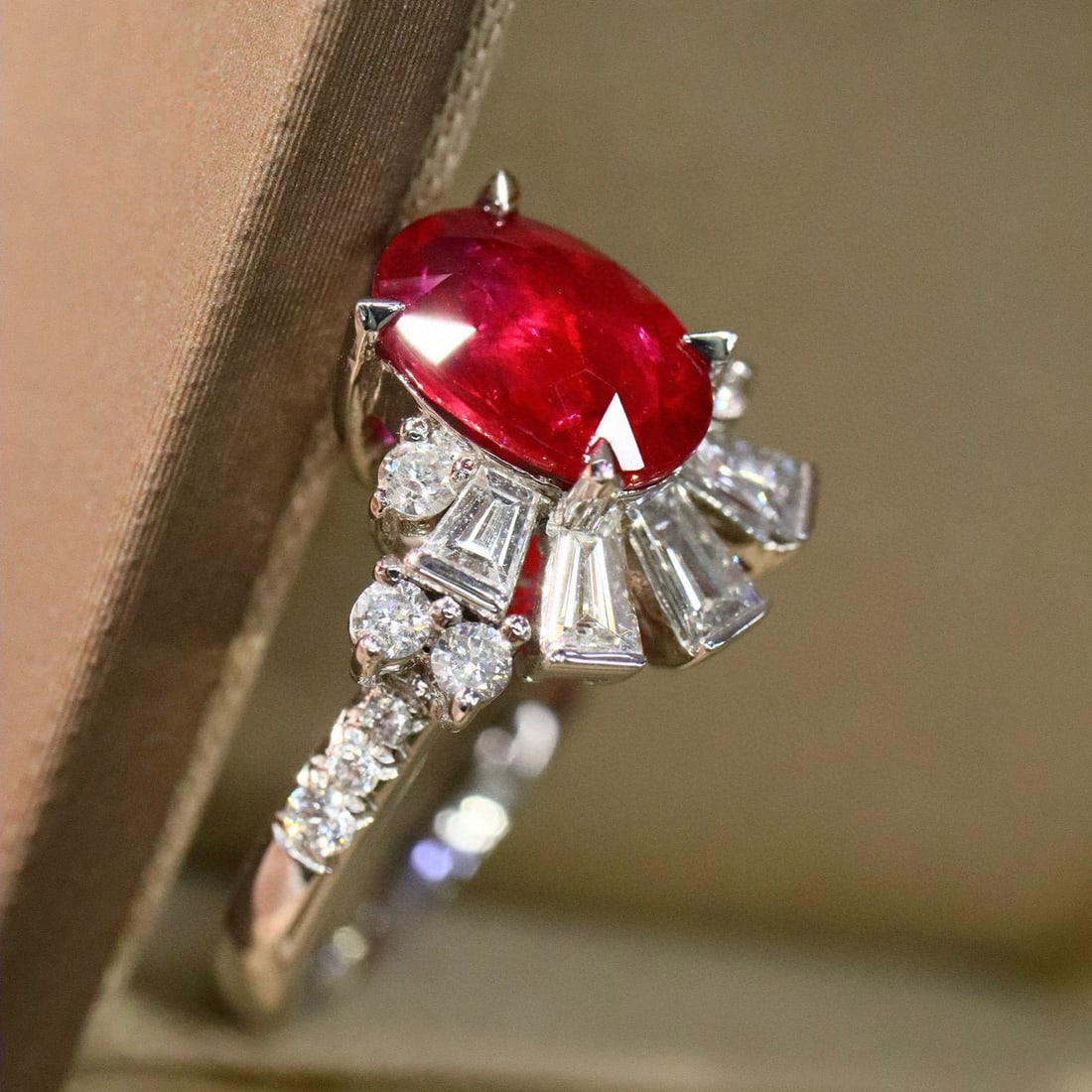 14k Gold 2.59 Ctw Natural Ruby & Diamond Ring - 5