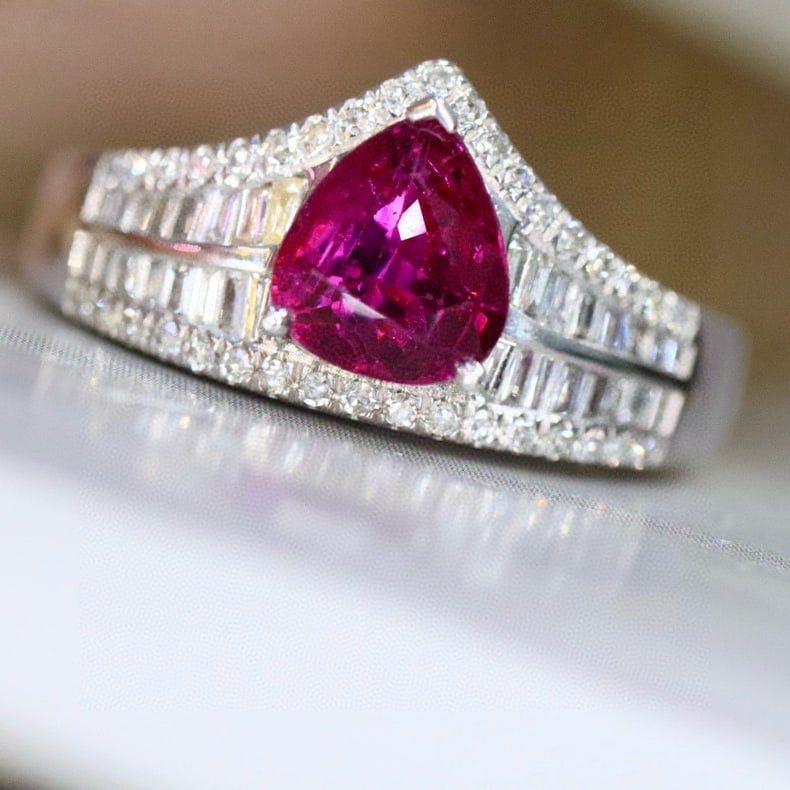 14k Gold 1.39 Ctw Natural Ruby & Diamond Ring - 5