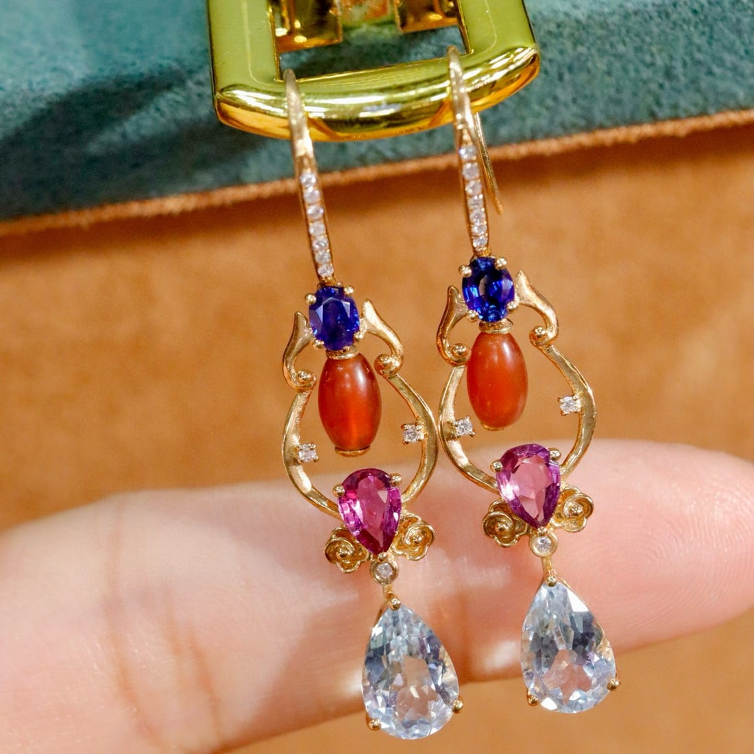 14k Gold 4.74 Ctw Natural Aquamarine & Sapphire Earrings - 3