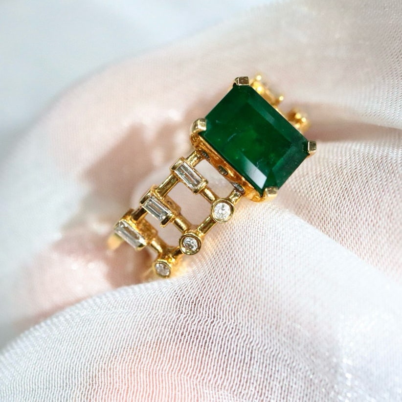 14k Gold 1.66 Ctw Natural Emerald & Diamond Ring - 6