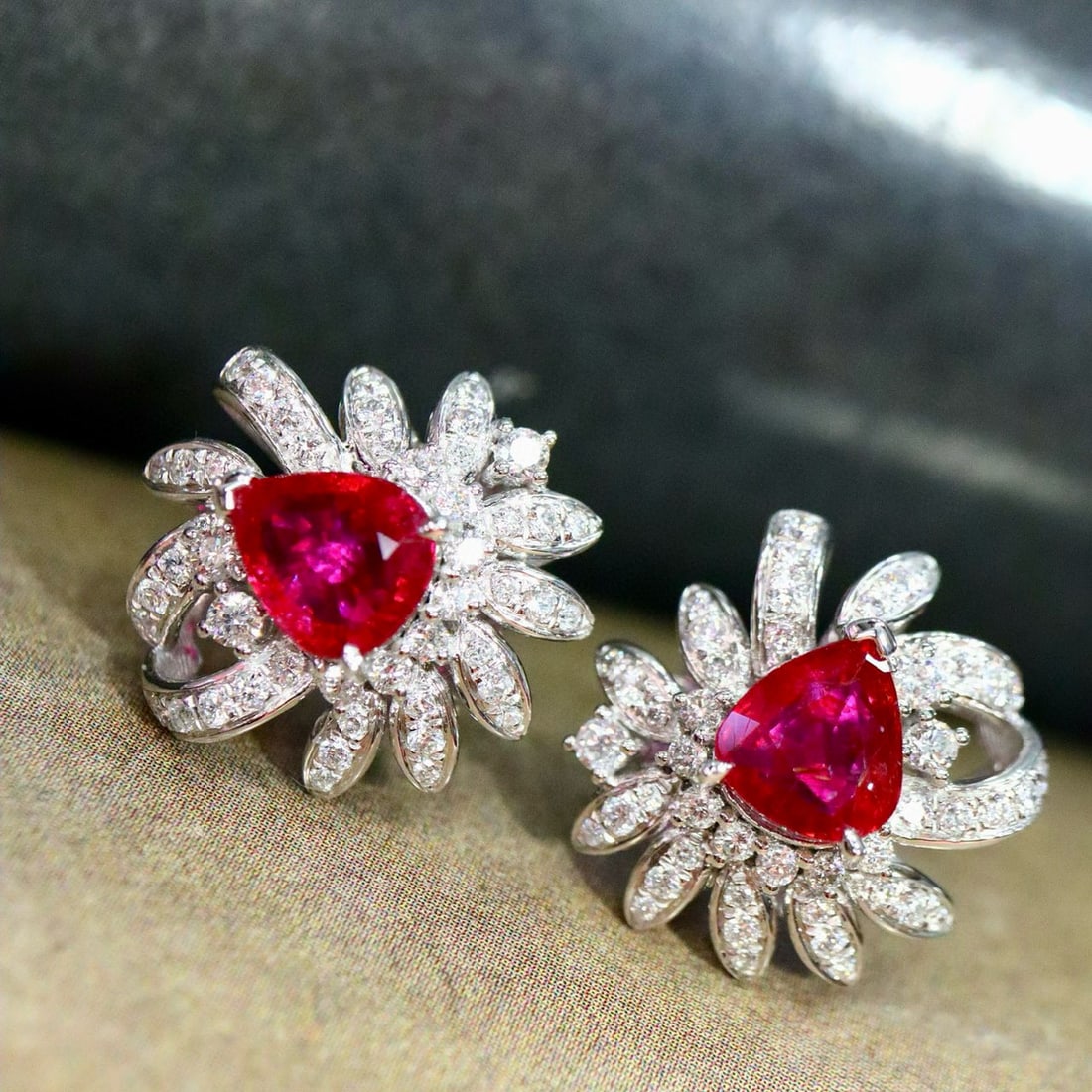14k Gold 2.65 Ctw Natural Ruby & Diamond Earrings - 5