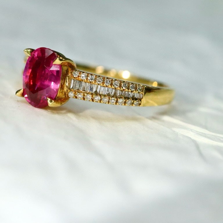 14k Gold 1.26 Ctw Natural Ruby & Diamond Ring - 4