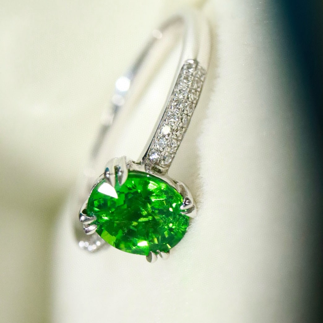 14k Gold 1.24 Ctw Natural Tsavorite & Diamond Ring - 2