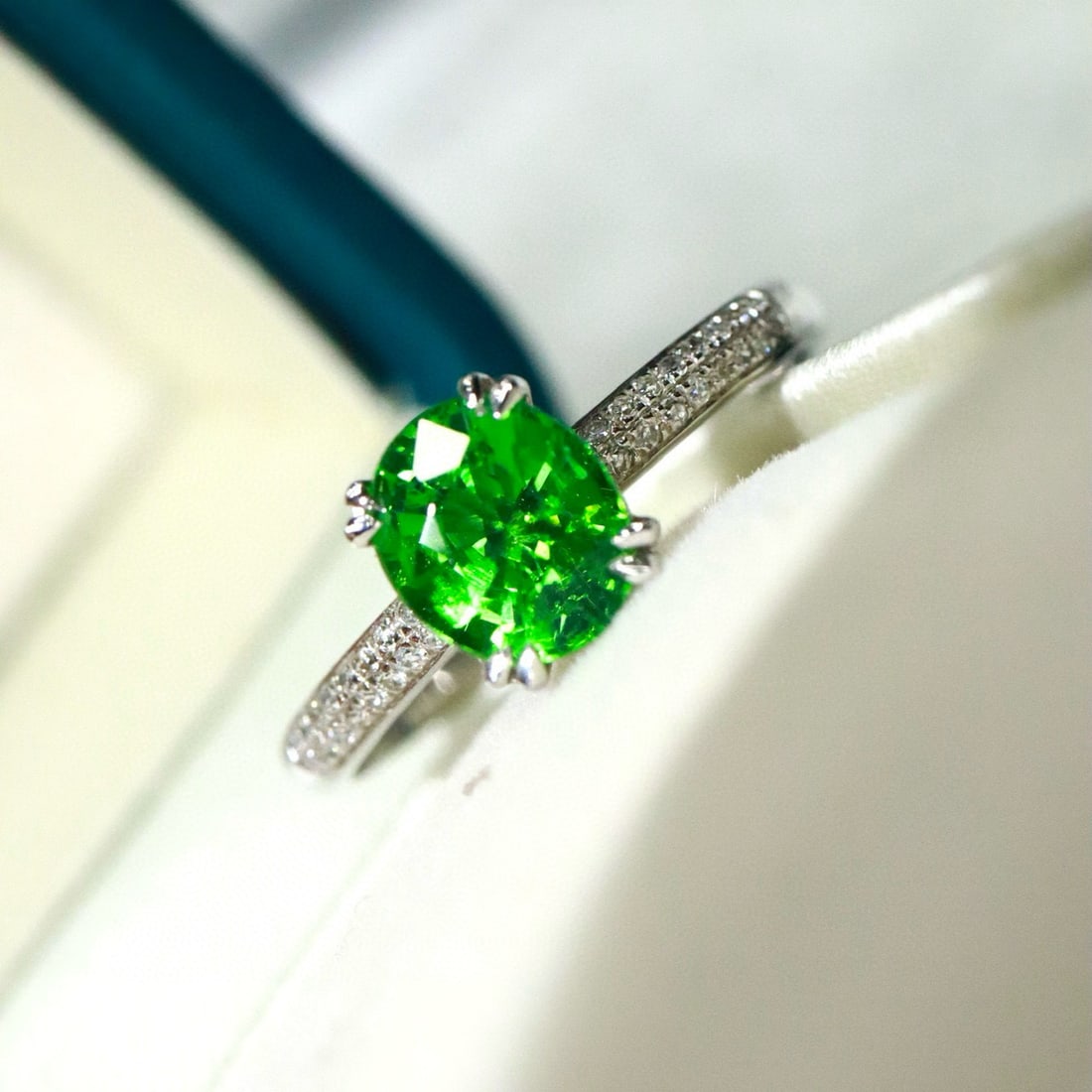 14k Gold 1.24 Ctw Natural Tsavorite & Diamond Ring - 5