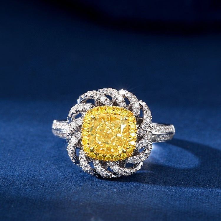 14k Gold 2.52 Ctw Natural Yellow Diamond & Diamond Ring - 4