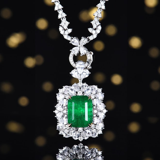 14k Gold 6.53 Ctw Vivid Green Natural Emerald & Diamond Ring/pendant( Without Chain ) - 2