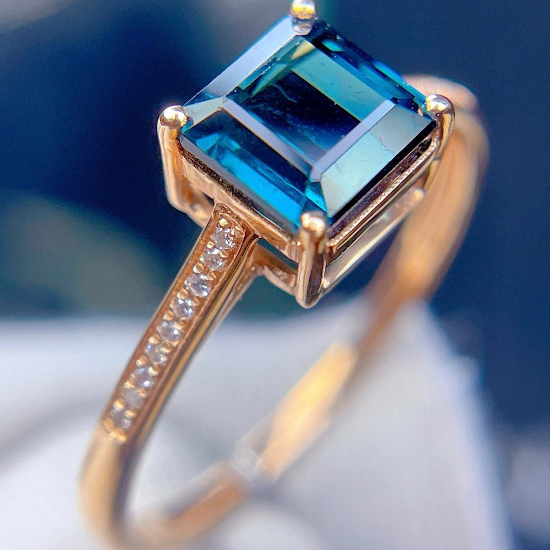 14k Gold 2.45 Ct Natural Tourmaline & Diamond Ring - 2